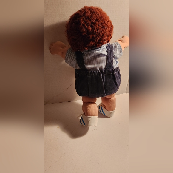 1980's Vintage Cabbage Patch Doll - Picture 2 of 6
